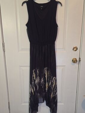 Simply Vera- Vera Wang Black Sleeveless High-Low Maxi Dress with Abstract Hem